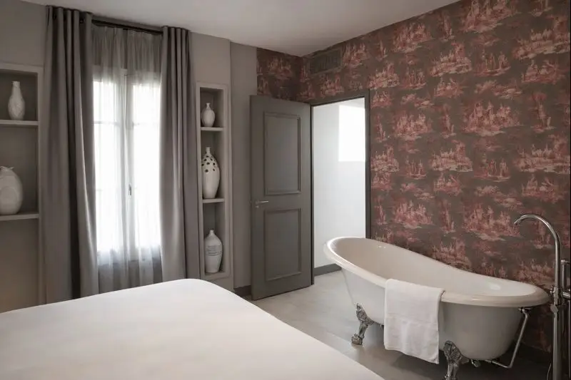 10.hotel paris 16.webp