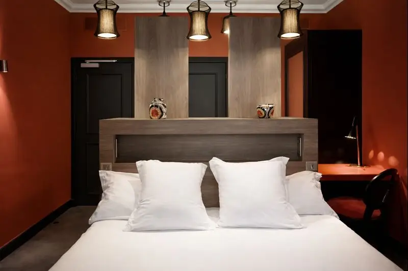 5.hotel paris 16.webp